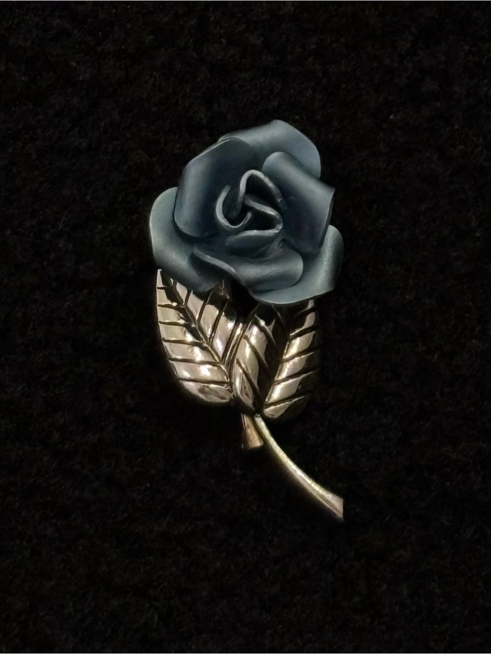 Vintage Globus Foreign Blue Rose Brooch Pin Silver Tone